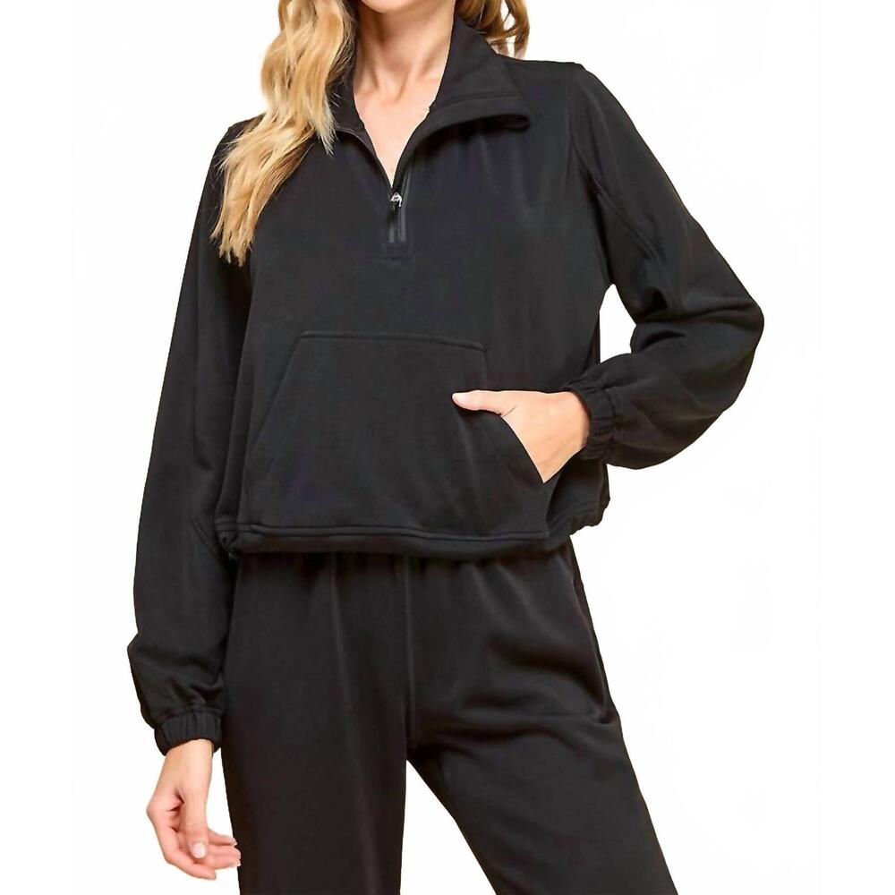 NEW TCEC mock neck sweatshirt in black